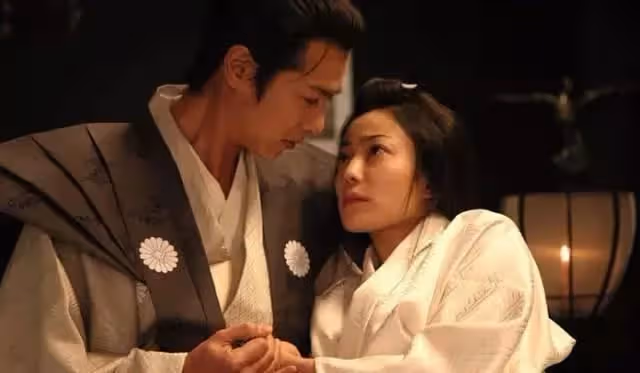 戀愛3個月就閃婚，時隔8年成「娛樂圈模範夫妻」：王力宏們，學著點吧!