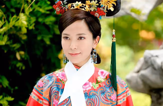 郭羨妮罕曬全家福,與小6歲老公團聚心情好,結婚10年聚少離多