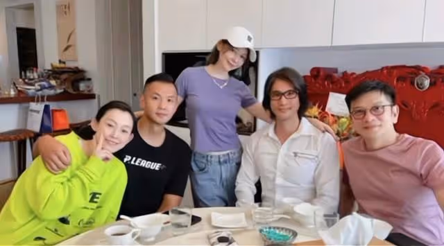 台媒再爆猛料!國外召妓送房間,好友:他真的很會玩