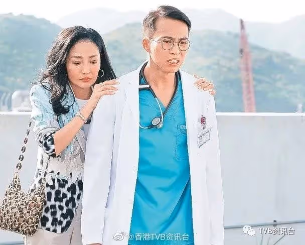 陳曉華夜半「隱形」！何廣沛接通舊物作怪