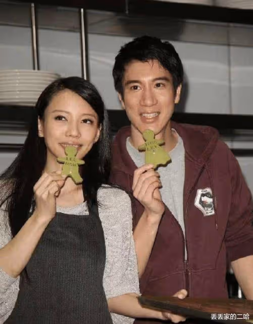 王力宏離婚事件再反轉!台媒曝其在外PC,讓員工送女人到房間