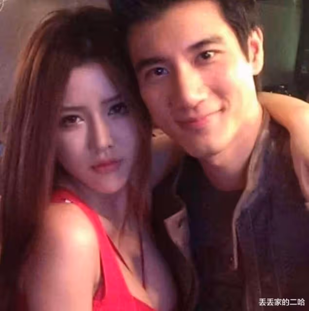 王力宏離婚事件再反轉!台媒曝其在外PC,讓員工送女人到房間