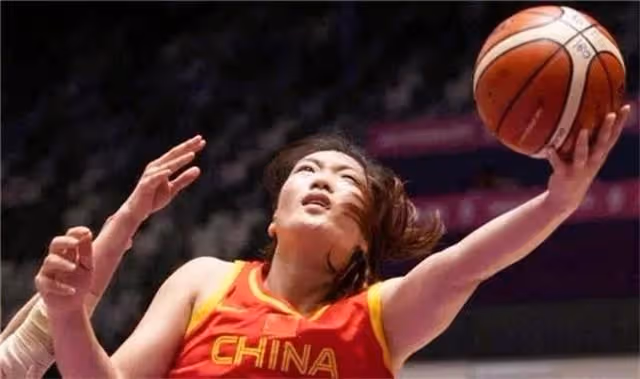「女版詹姆斯」李夢：女籃的硬核甜心，拒絕西班牙富商只嫁中國人