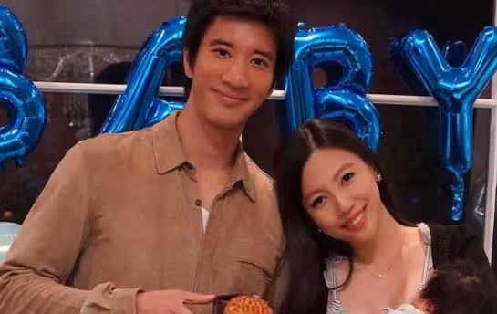 李靚蕾哥哥下場開撕,直接開懟!問出了廣大網友的疑問!