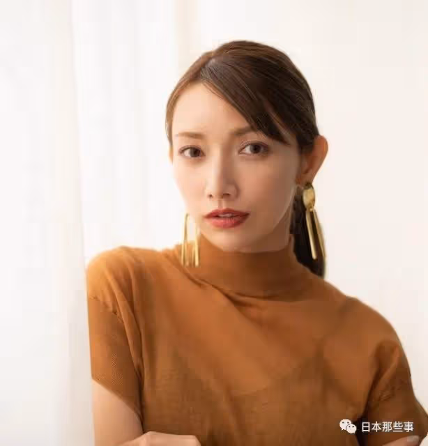 出軌醜聞後,頂流偶像還能東山再起?