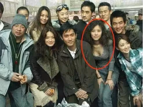 田朴珺疑似為王力宏發聲,喊李靚蕾善良,說藝術家都花心