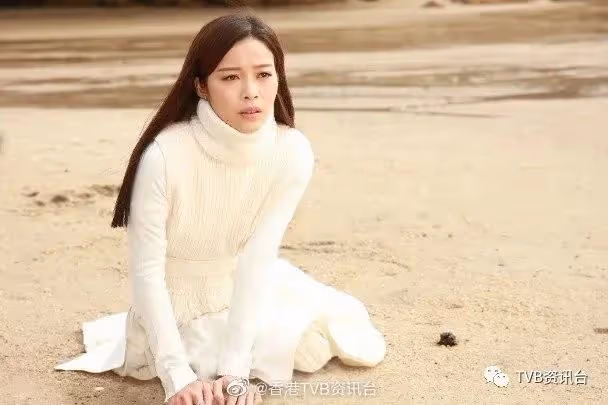 姚子羚剪走長發化身女強人！張晉曬全家福慶細仔2歲生日