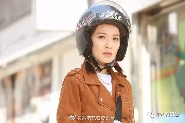 姚子羚剪走長發化身女強人！張晉曬全家福慶細仔2歲生日