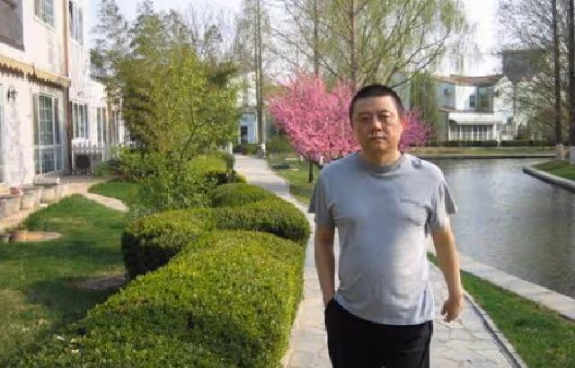 王朔:壞人最大的壞,就是教你學好,然後由著自己使壞