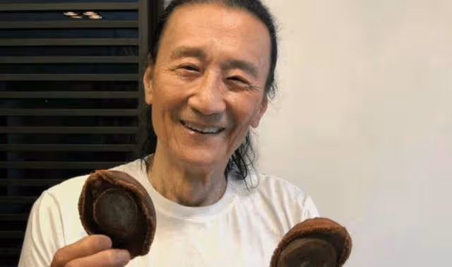 謝賢年輕時容貌有多驚艷?網友:10個謝霆鋒也沒他帥