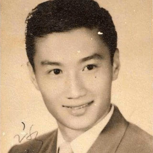 謝賢年輕時容貌有多驚艷?網友:10個謝霆鋒也沒他帥