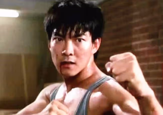 64歲元彪內地復出!新戲搭檔小33歲女星,曾自曝片酬僅次于成龍