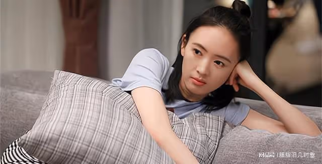 我出軌男閨蜜三年,丈夫視而不見,以為是他怕離婚,原來是報復