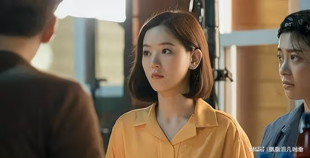 我出軌男閨蜜三年,丈夫視而不見,以為是他怕離婚,原來是報復