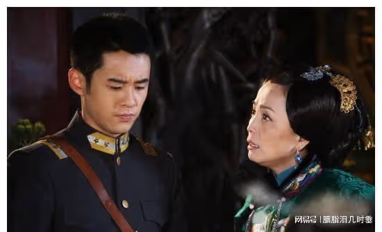 領了結婚證,婆婆拒絕為我們辦婚禮,春節一頓飯,婆婆忙準備