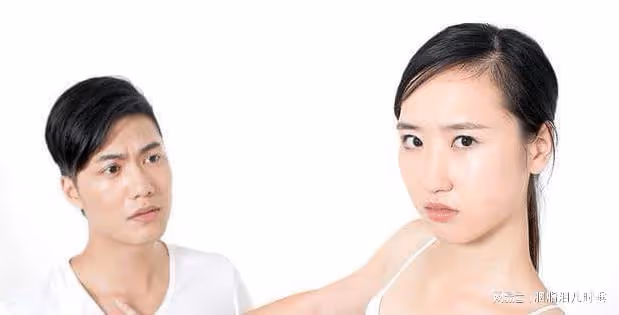 結婚當天,新娘要8萬8萬改口錢,婆婆拿不出,轉口叫兒媳「媽」