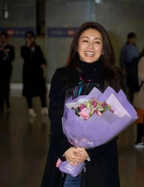 酒井法子,被爆不雅照後,又被稱為「國際乞丐」,無人原諒