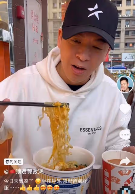 57歲前TVB男星坐街頭吃泡麵,在內地打拚已6年,曾無錢長期租房住