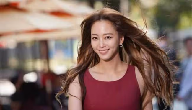 戴上鼻環的韓藝瑟,她只做照亮自己的那一輪明月