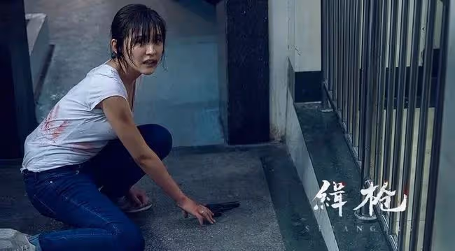 網友:熱依扎你的福氣在後頭,出演的劇從豆瓣3.6分到9.2分