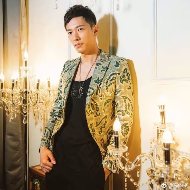 TVB新劇《法證先鋒5》熱拍,最帥香港先生造型曝光,角色引猜測