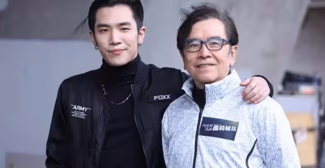 期待!香港知名老戲骨攜兒子拍《臨時械劫》,曾因酷似韓星引熱議