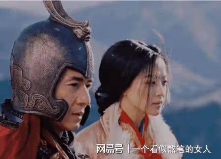 金喜善昏迷不醒,成龍抱著她往房間跑,2小時內成龍都乾了啥?
