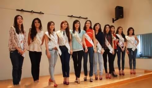 當之無愧的亞洲「美女國」,當地混血美女出眾,卻熱衷於成為明星