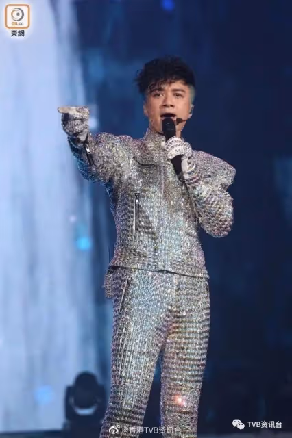 群星唱好TVB跨年夜！人氣男歌星閉關2年復工響頭炮