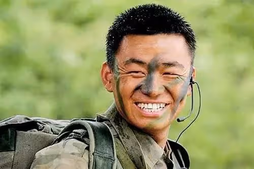 偌大的娛樂圈還能相信誰?論乾淨,我就服王寶強