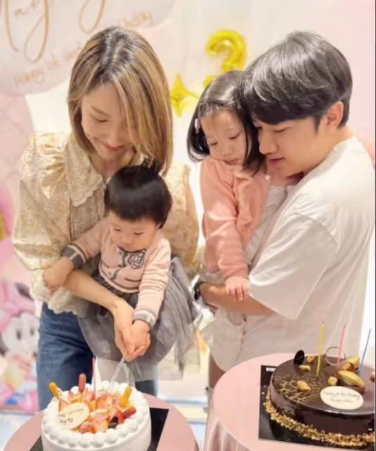王祖藍倆女兒慶生,兩女兒各有特色,你更pick誰?