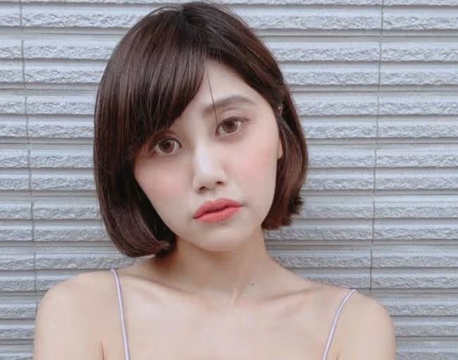 32歲女星右眼幾乎失明,等待5個月盼來移植手術,稱很感激捐贈者