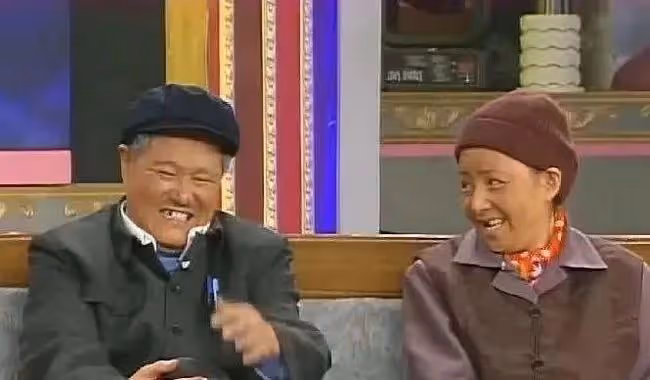 比巴圖大7歲,煙不離手,宋丹丹說白給都不要,這是她看不上兒媳的原因嗎?