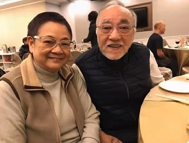 香港演藝圈老戲骨聚會，有人做完開顱手術，有人獲周潤發親自按摩