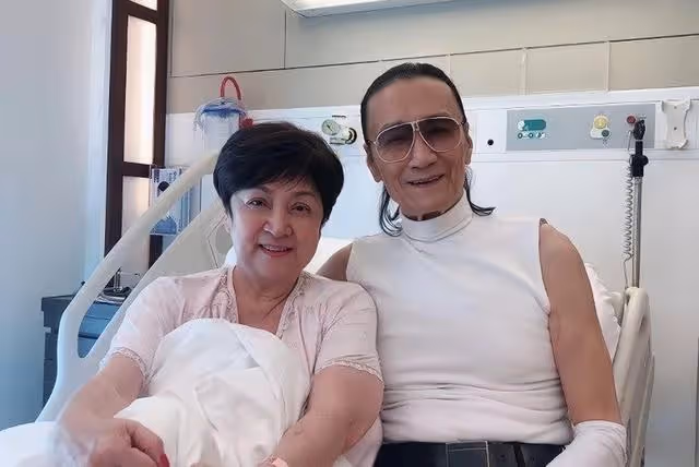 香港演藝圈老戲骨聚會,有人做完開顱手術,有人獲周潤發親自按摩