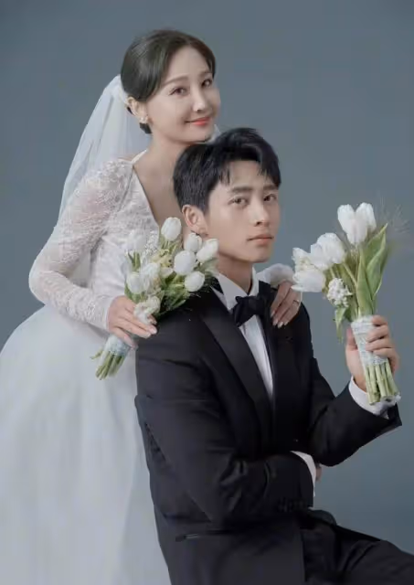 魏晨與相戀十年女友結婚!男方接親現場照曝光,新娘顏值不輸女星