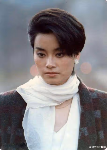 毛阿敏:丈夫突然離世留下260億遺產和未成年兒女,她該何去何從