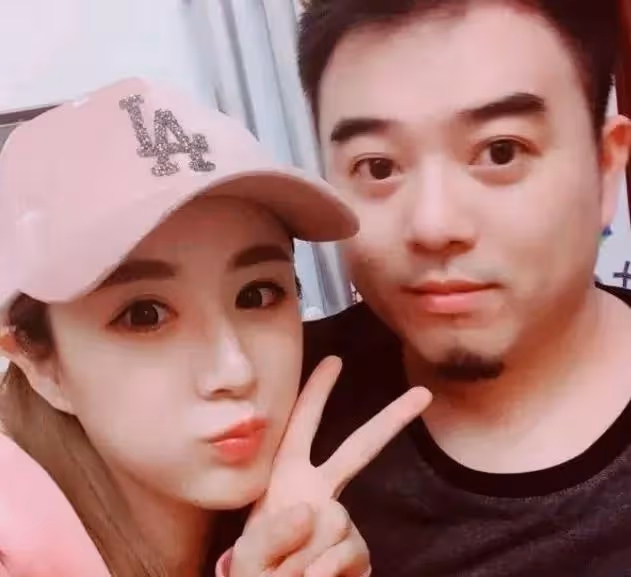 薇婭老公董海峰:擁有220億財富,是林依輪,海青的老闆