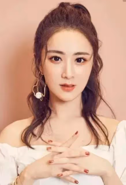 薇婭老公董海峰:擁有220億財富,是林依輪,海青的老闆