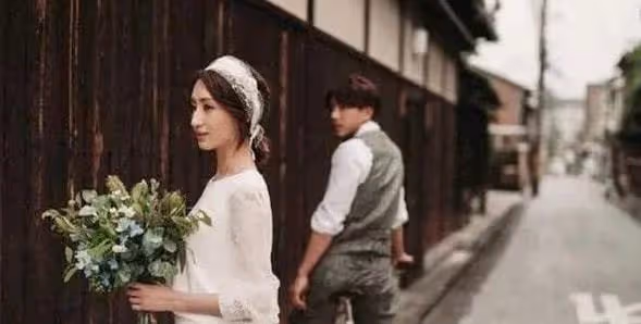 我和老公是二婚從組家庭,我懷孕後,他總偷摸去找前妻