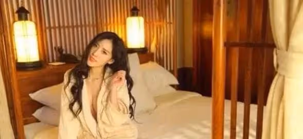 為了金錢我出賣身體,爬上謝頂老男人的床,結局很慘
