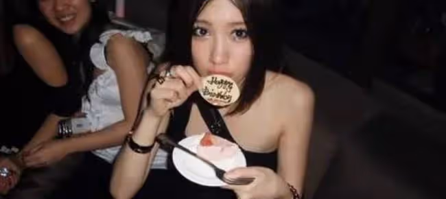 27歲,在閨蜜的慫恿下,我成功拿下我愛慕已經的男人