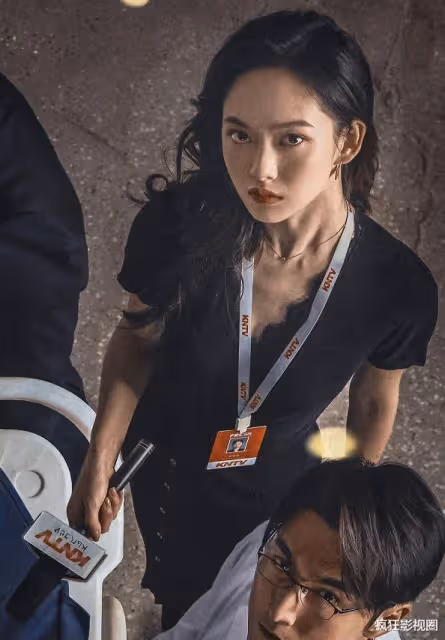 簽過天王、傍過2任富商、斗過摳圖女王，33歲的文詠珊終於翻身了
