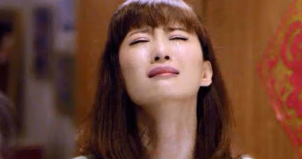我被燒傷後，妻子跑了，在我同小區和別的男人曖昧