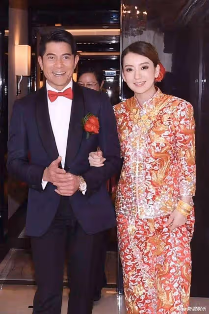 數位天王嫂都有一件「鎮場之寶」,唯獨李靚蕾最樸素