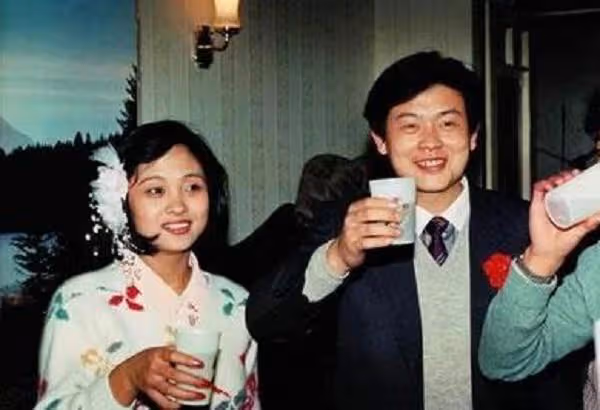 15年前,演員傅彪抽完生命中最後一支煙,給妻子打電話說:對不起
