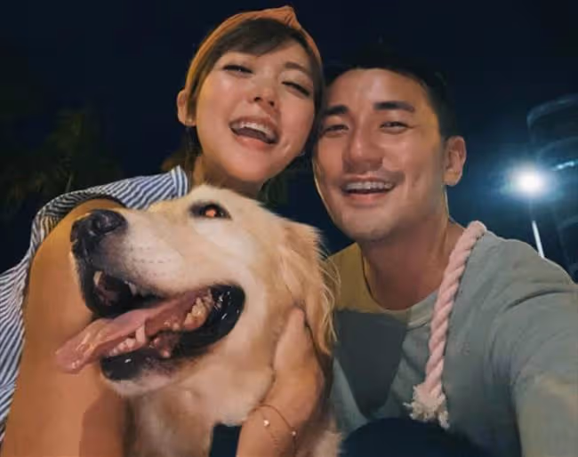 33歲女星苦熬14小時產女，一度痛到又暈又想吐，差點扭斷老公的手