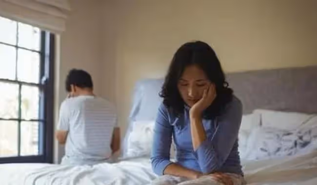 爸爸出軌了,他對媽媽沒了慾望,難以忍受她燒傷後慘不忍睹的疤痕