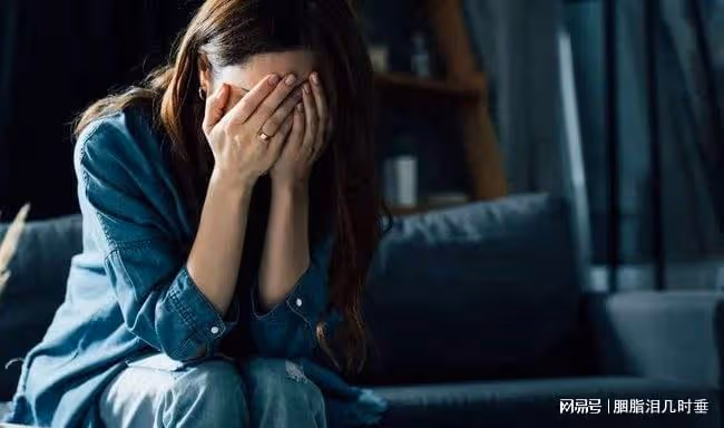 閨蜜搶走了我男朋友,然後又把他拋棄了,我應該可喜還是可悲