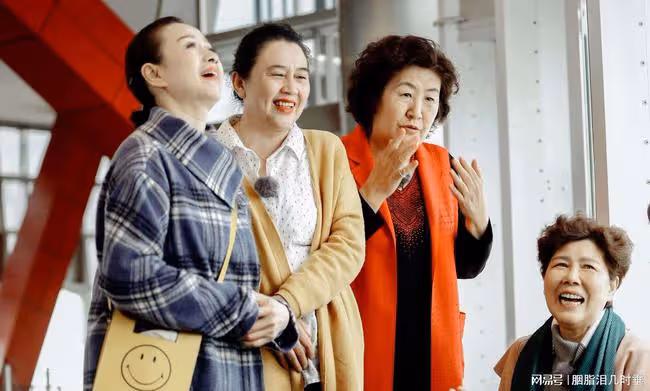 離婚8年,前婆婆來電:復婚吧,取消AA制,回來伺候俺